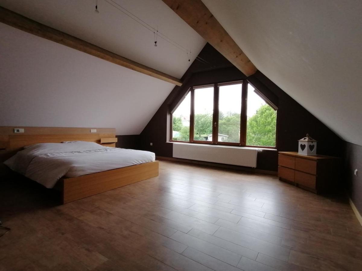 L'Atelier D'Arthur - Gite Chaleureux Avec Jacuzzi. Tenneville Экстерьер фото